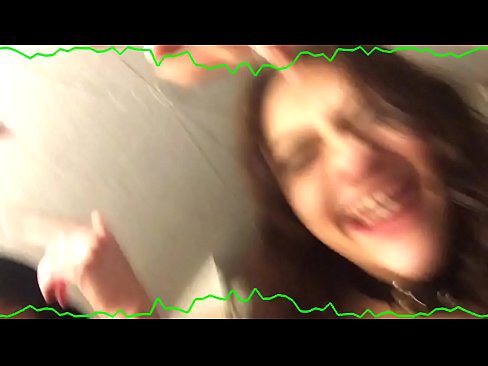 ❤️ Du pantikên hestyarî yên brunette yên seksî, keçikek quirky bastûr dimînin ️ Pornoya hişk li me ❌️